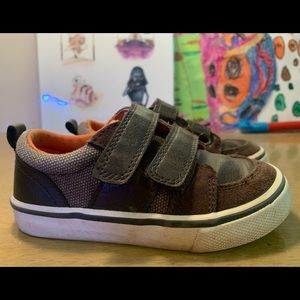 Size 8 Toddler koala kids shoes